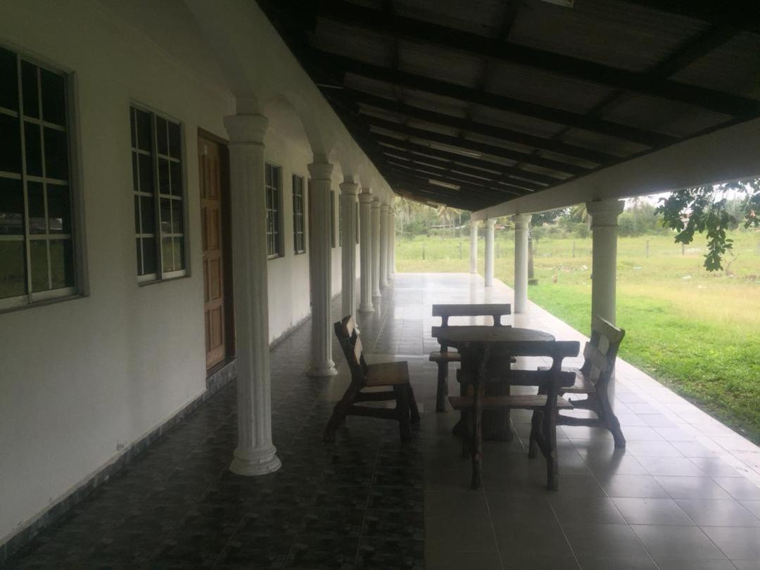 Spot On 89661 Dee Wana Resort 2 Pasir Puteh Exterior foto